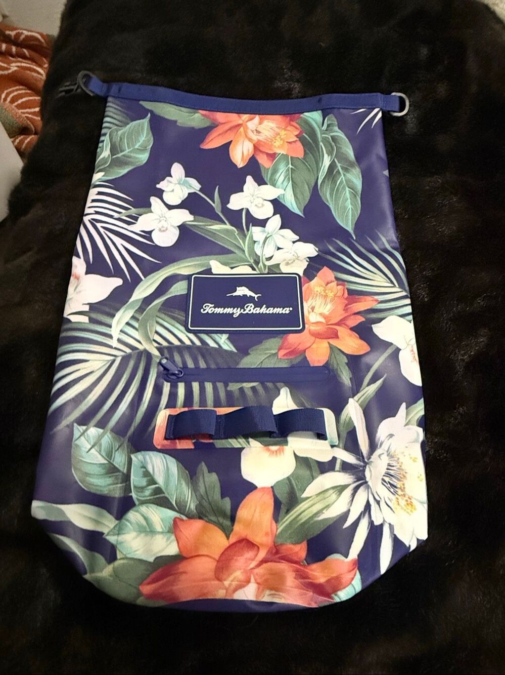 New Tommy Bahama 20L Waterproof Dry Bag in Dark Floral